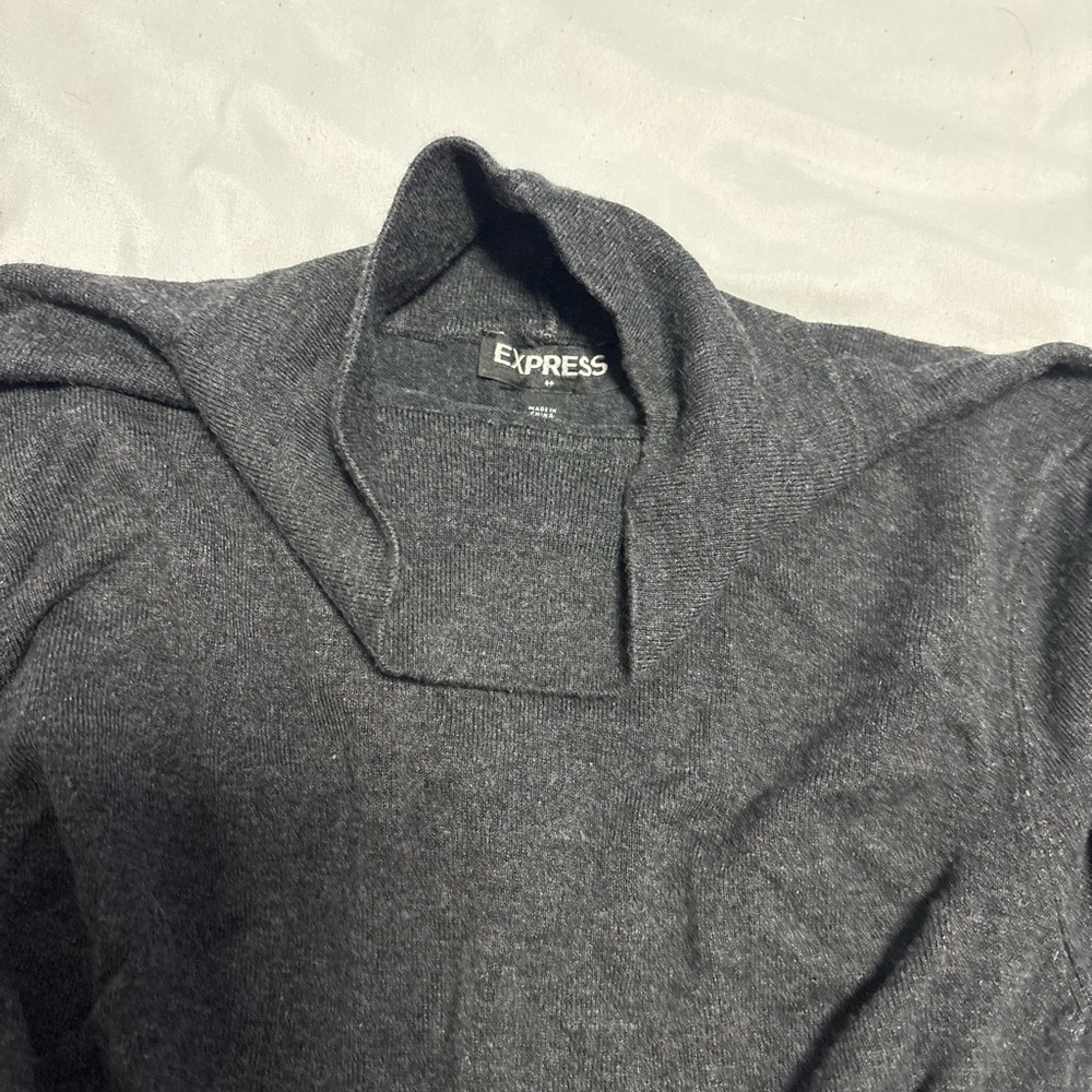 Express Men's Charcoal V-Neck Sweater